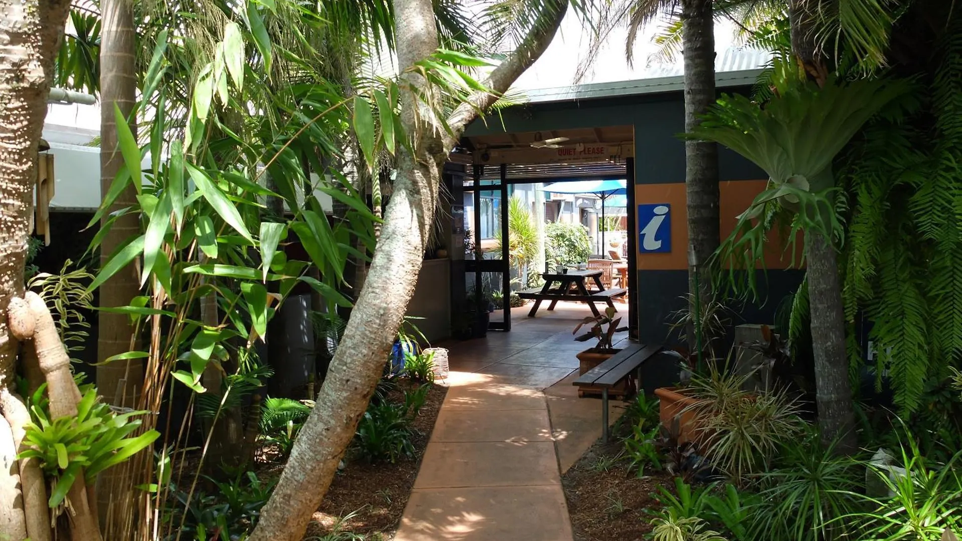 Hostel Noosa Backpackers Resort Noosaville